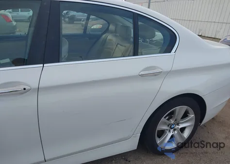 2013 BMW 528I из США, поврежденный, VIN WBAXG5C50DDY32917